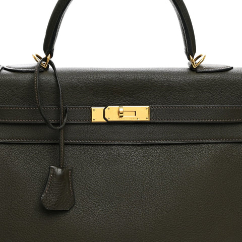Vache Liegee Kelly Retourne 35 Vert Bronze