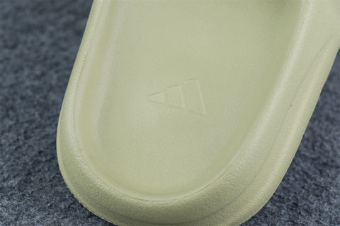 Yeezy Slides 'Resin'